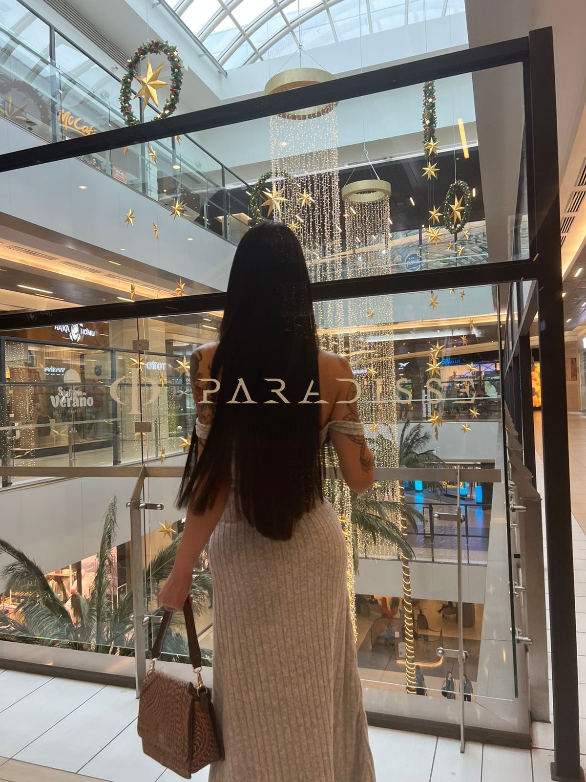 Escorts VIP Paradisse - Satin